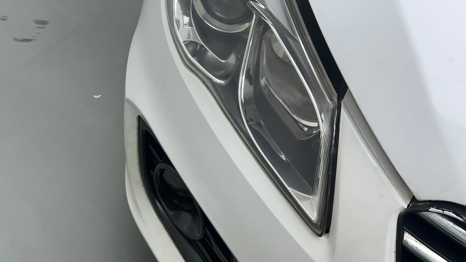 Used 2016 Maruti Suzuki Ciaz VXi+ AT Petrol Automatic dents MINOR SCRATCH