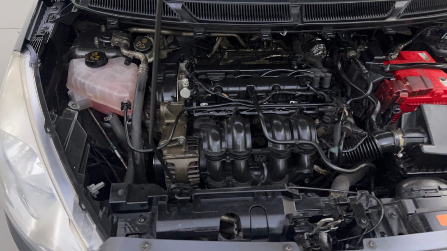 Used 2016 Ford Figo Titanium 1.5 Ti-VCT AT Petrol Automatic engine ENGINE RIGHT SIDE VIEW