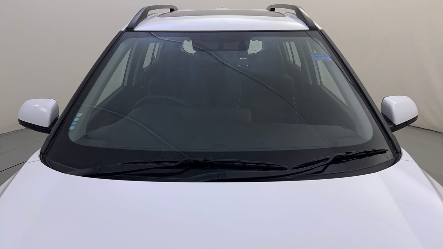 Used 2025 Hyundai Exter SX (O) Connect 1.2 AMT Petrol Automatic exterior FRONT WINDSHIELD VIEW