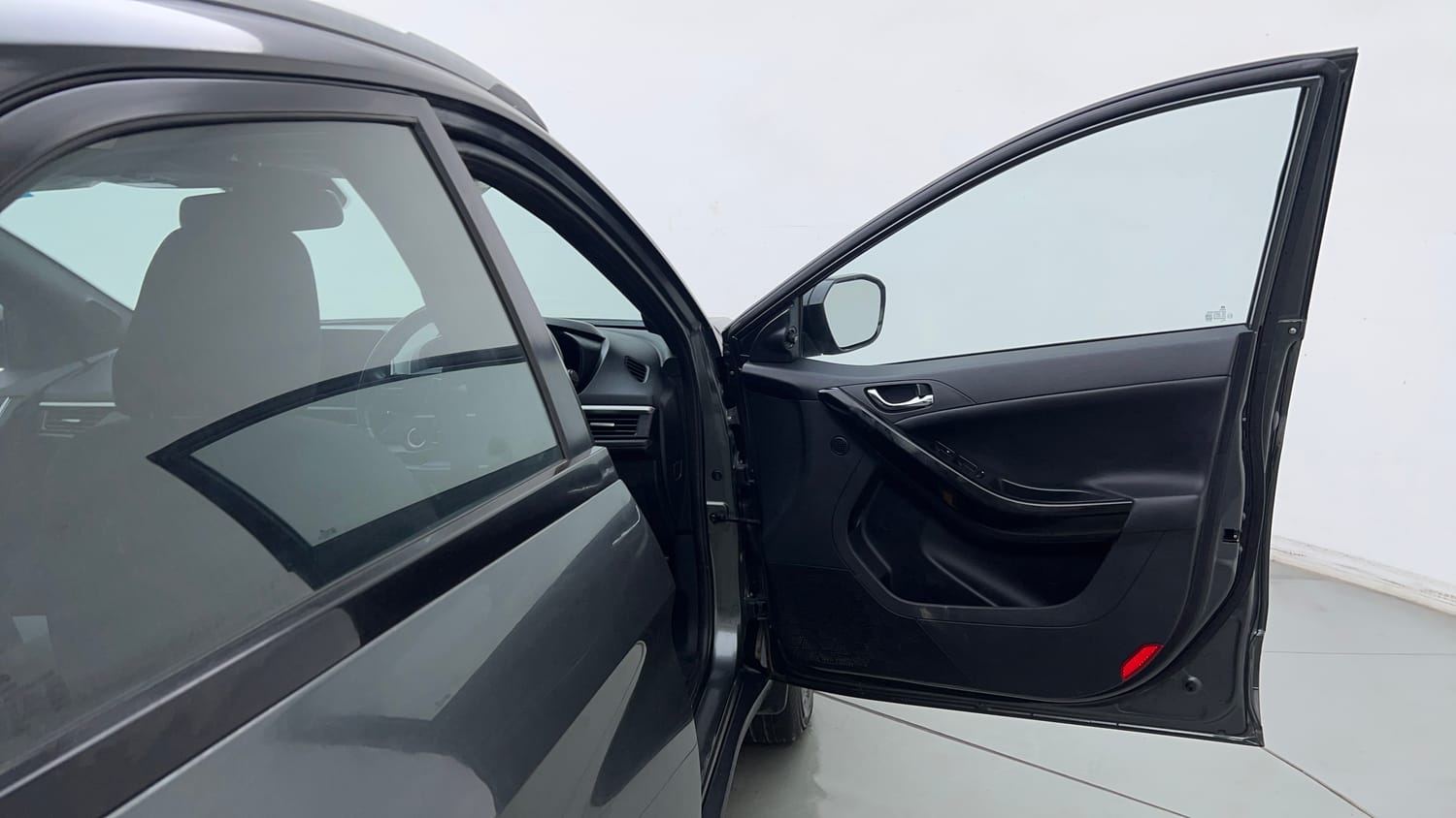 Used 2024 tata Nexon Fearless S 1.2 Revotron Petrol 7DCA Dual Tone Petrol Automatic interior RIGHT FRONT DOOR OPEN VIEW