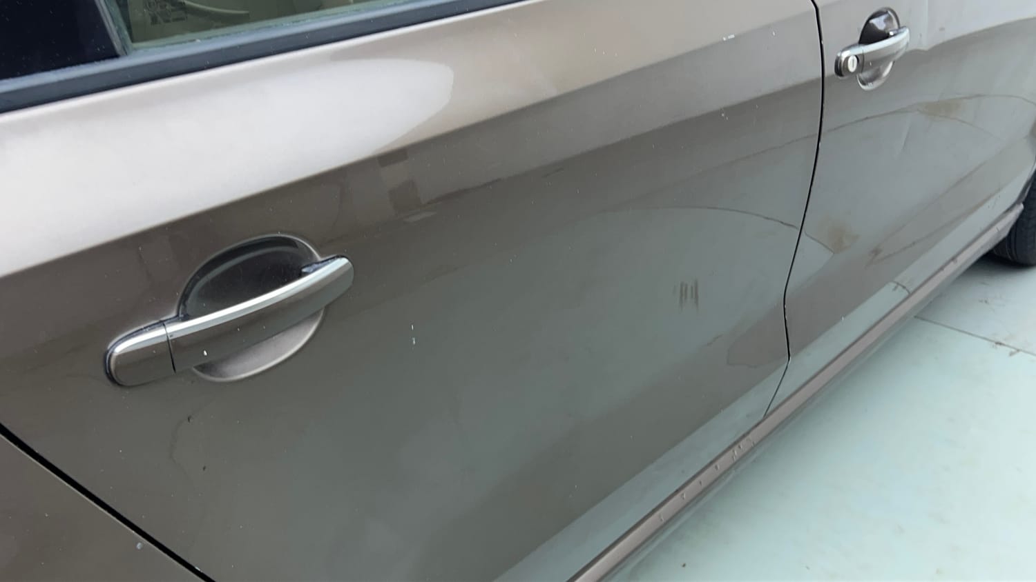 Used 2016 Volkswagen Vento Highline Petrol AT Petrol Automatic dents MINOR DENT