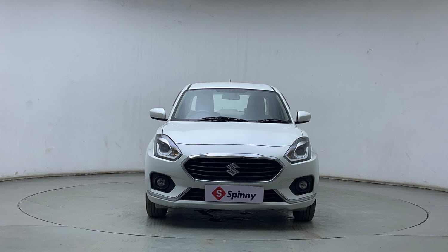 Used 2018 Maruti Suzuki Dzire ZXi Plus AMT Petrol Automatic exterior FRONT VIEW