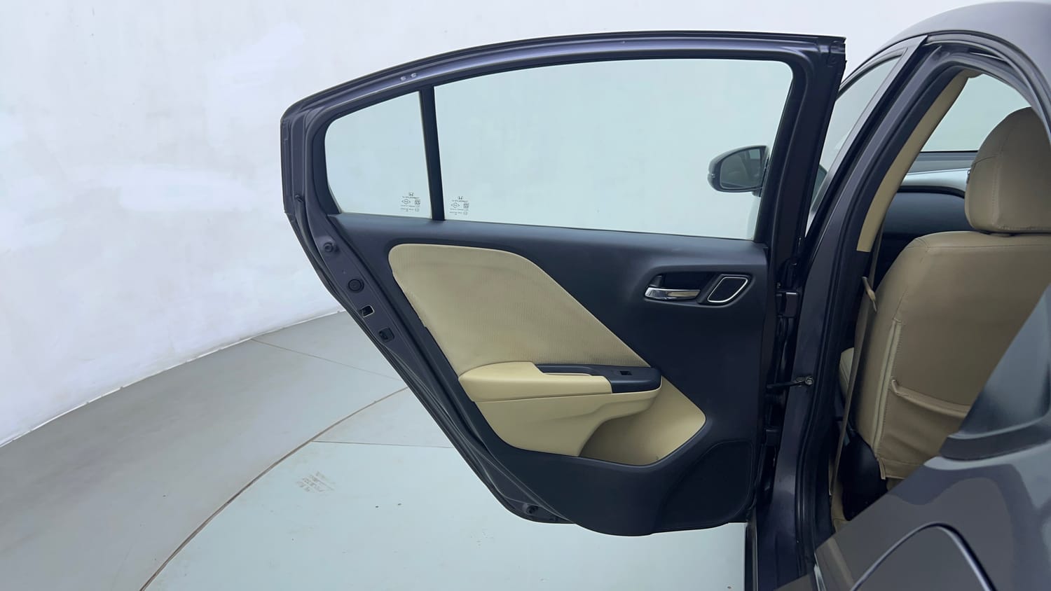 Used 2018 Honda City V Petrol Petrol Manual interior LEFT REAR DOOR OPEN VIEW