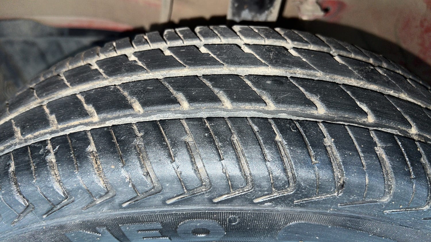 Used 2024 Maruti Suzuki Alto K10 VXi AGS Petrol Automatic tyres LEFT FRONT TYRE TREAD VIEW