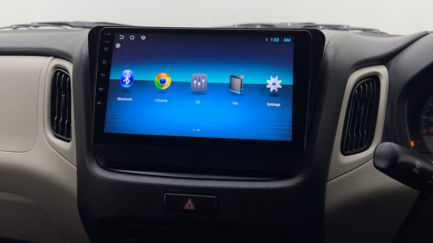 Used 2024 Maruti Suzuki Wagon R VXI 1.0 Petrol Manual top_features Integrated (in-dash) music system