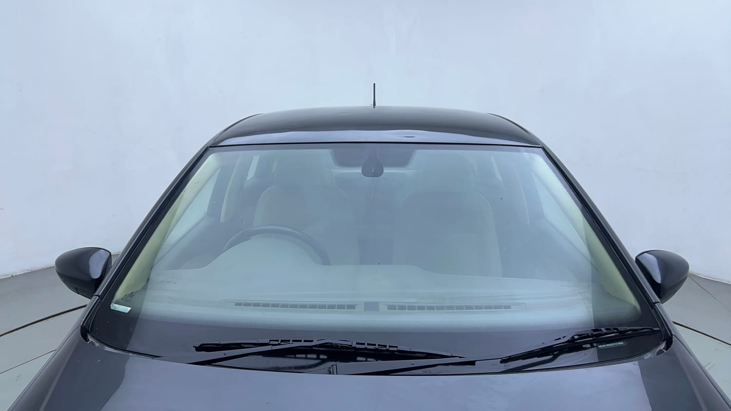 Used 2016 Volkswagen Vento Highline Petrol AT Petrol Automatic exterior FRONT WINDSHIELD VIEW
