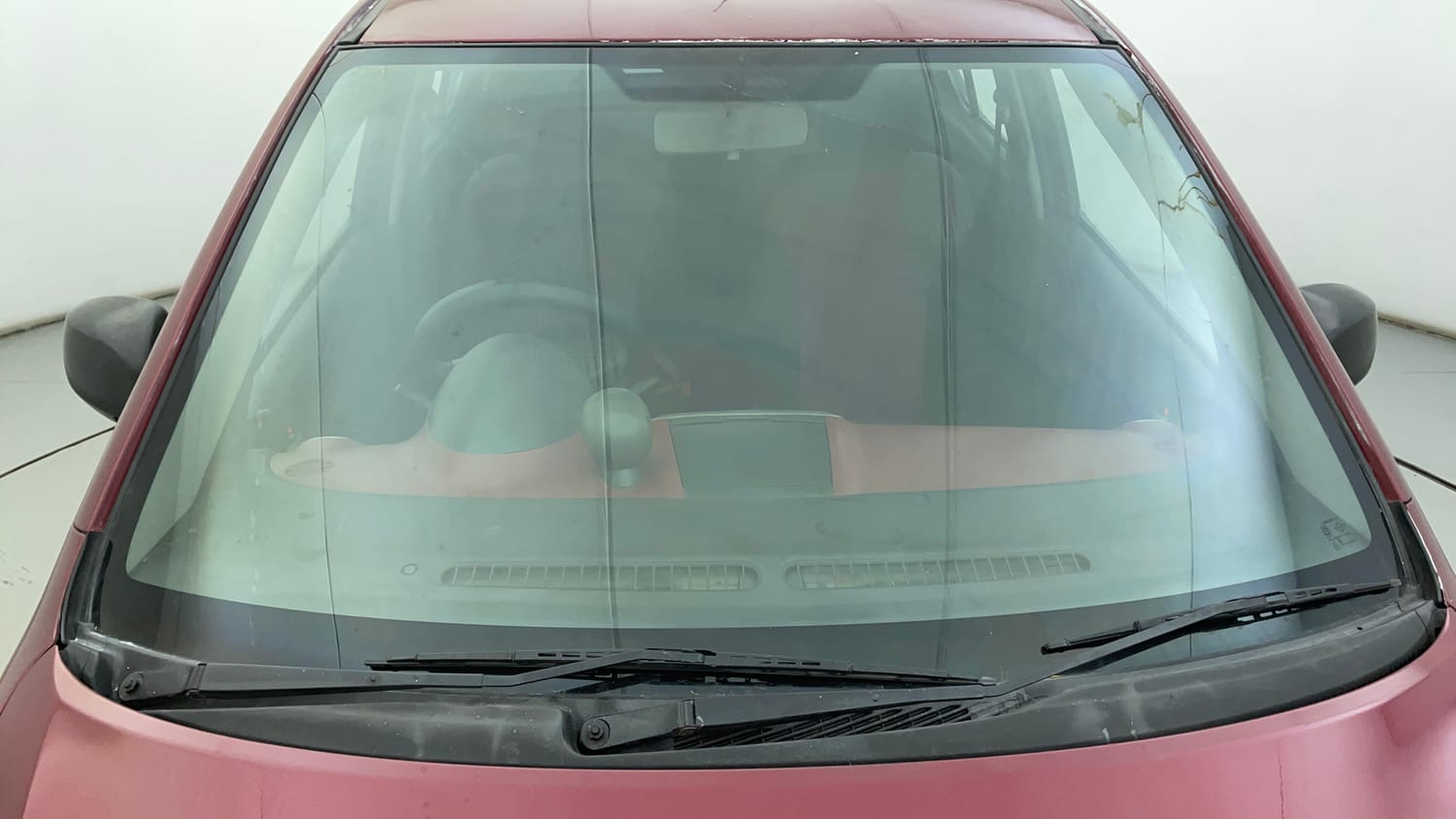Used 2013 Maruti Suzuki Ritz Vxi BS-IV Petrol Manual exterior FRONT WINDSHIELD VIEW