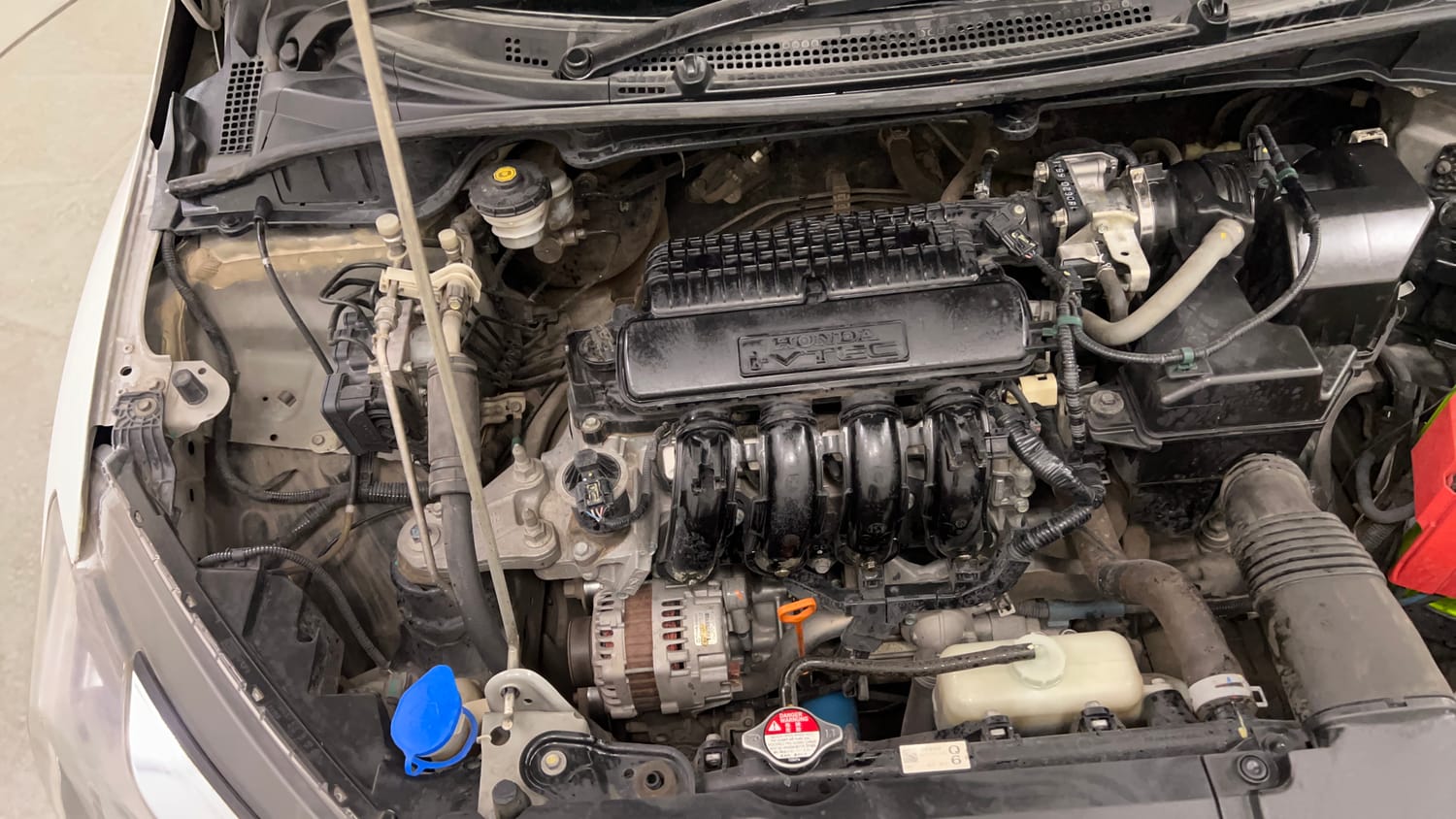 Used 2018 Honda City VX Petrol Petrol Manual engine ENGINE RIGHT SIDE VIEW
