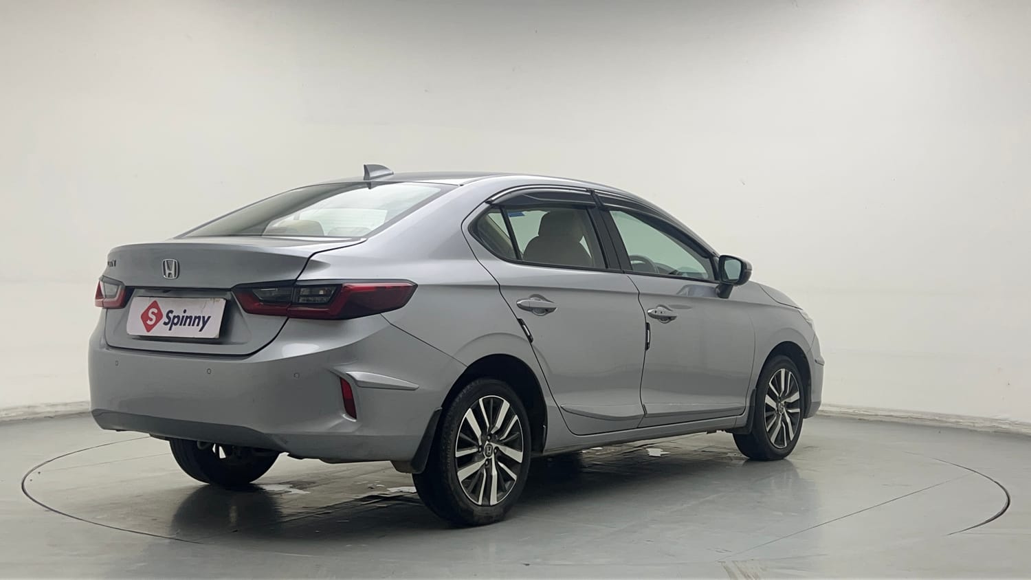 Used 2022 Honda City VX CVT Petrol Petrol Automatic exterior RIGHT REAR CORNER VIEW