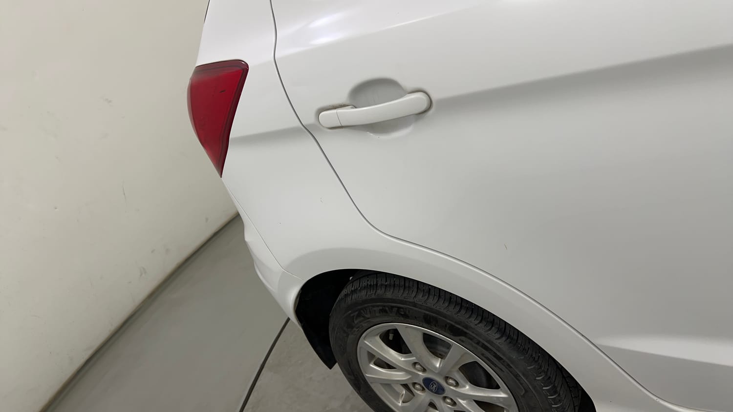 Used 2019 Ford Figo Titanium 1.2 Ti-VCT MT Petrol Manual dents MINOR DENT