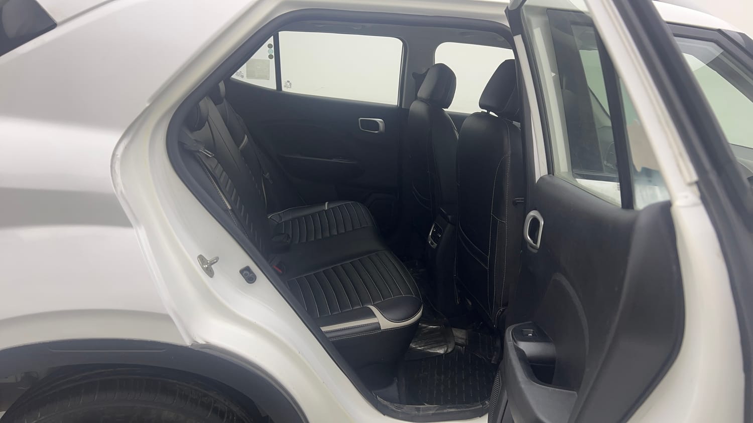 Used 2020 hyundai Venue SX 1.0 Turbo Petrol Petrol Manual interior RIGHT SIDE REAR DOOR CABIN VIEW
