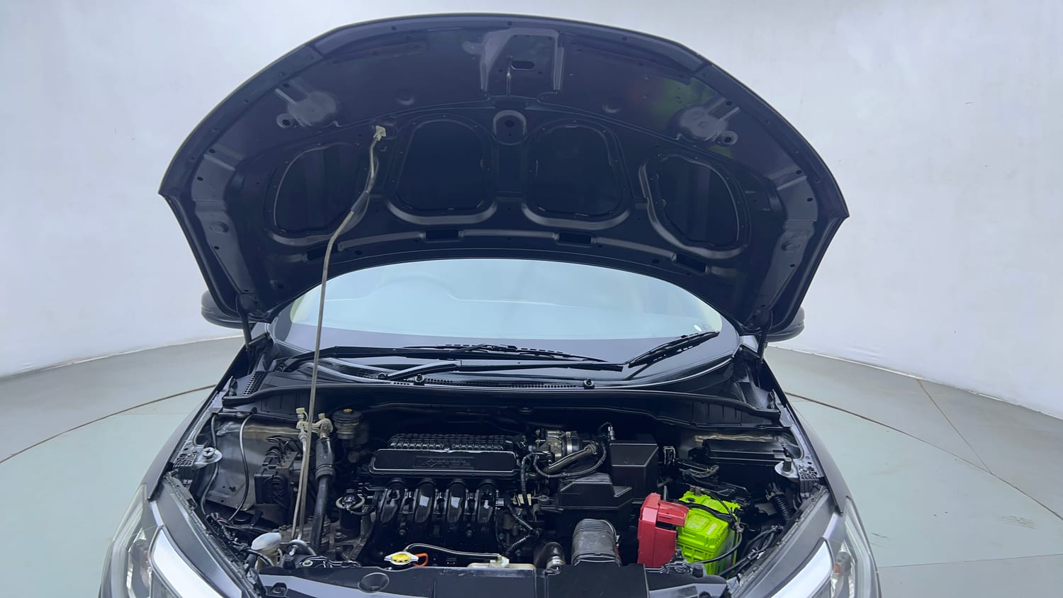 Used 2018 Honda City V Petrol Petrol Manual engine ENGINE & BONNET OPEN FRONT VIEW