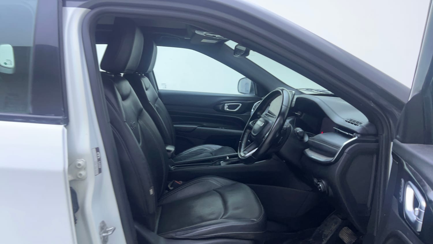 Used 2021 Jeep Compass Model S (O) Diesel 4x4 AT Diesel Automatic interior RIGHT SIDE FRONT DOOR CABIN VIEW