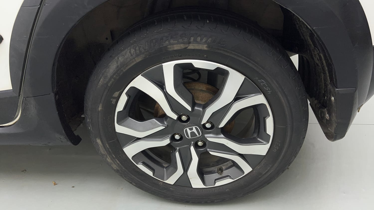 Used 2018 Honda WR-V S MT Petrol Petrol Manual tyres LEFT REAR TYRE RIM VIEW