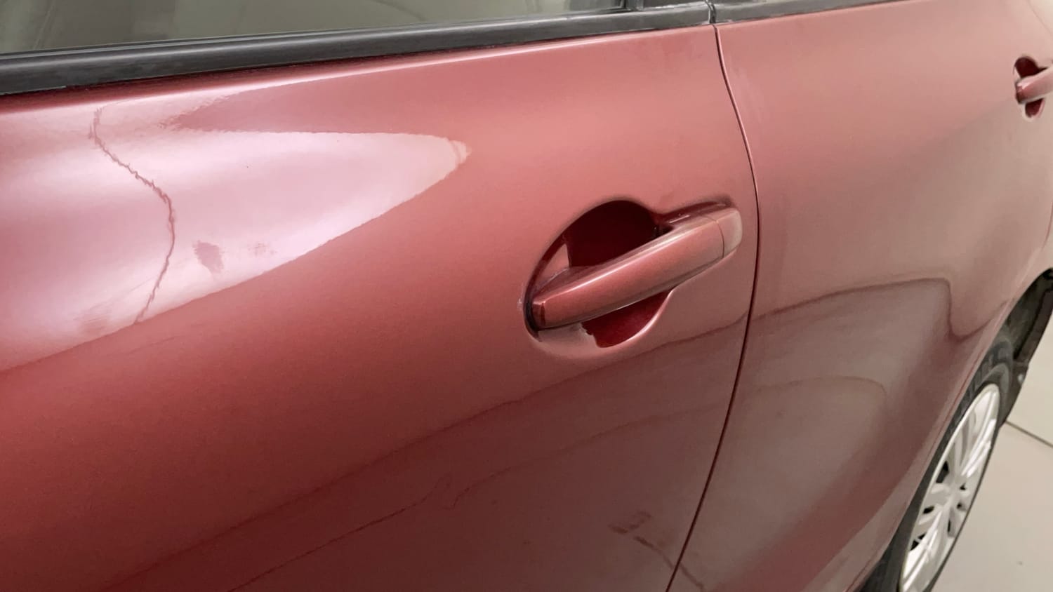 Used 2017 Maruti Suzuki Dzire VXi AMT Petrol Automatic dents MINOR DENT