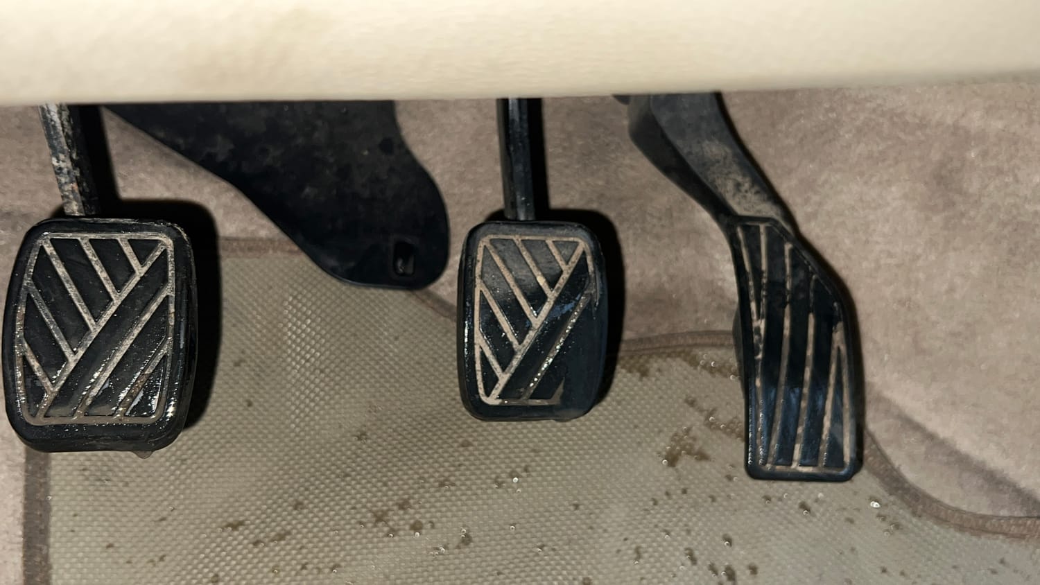 Used 2017 Maruti Suzuki Swift Dzire VXI Petrol Manual interior PEDALS VIEW
