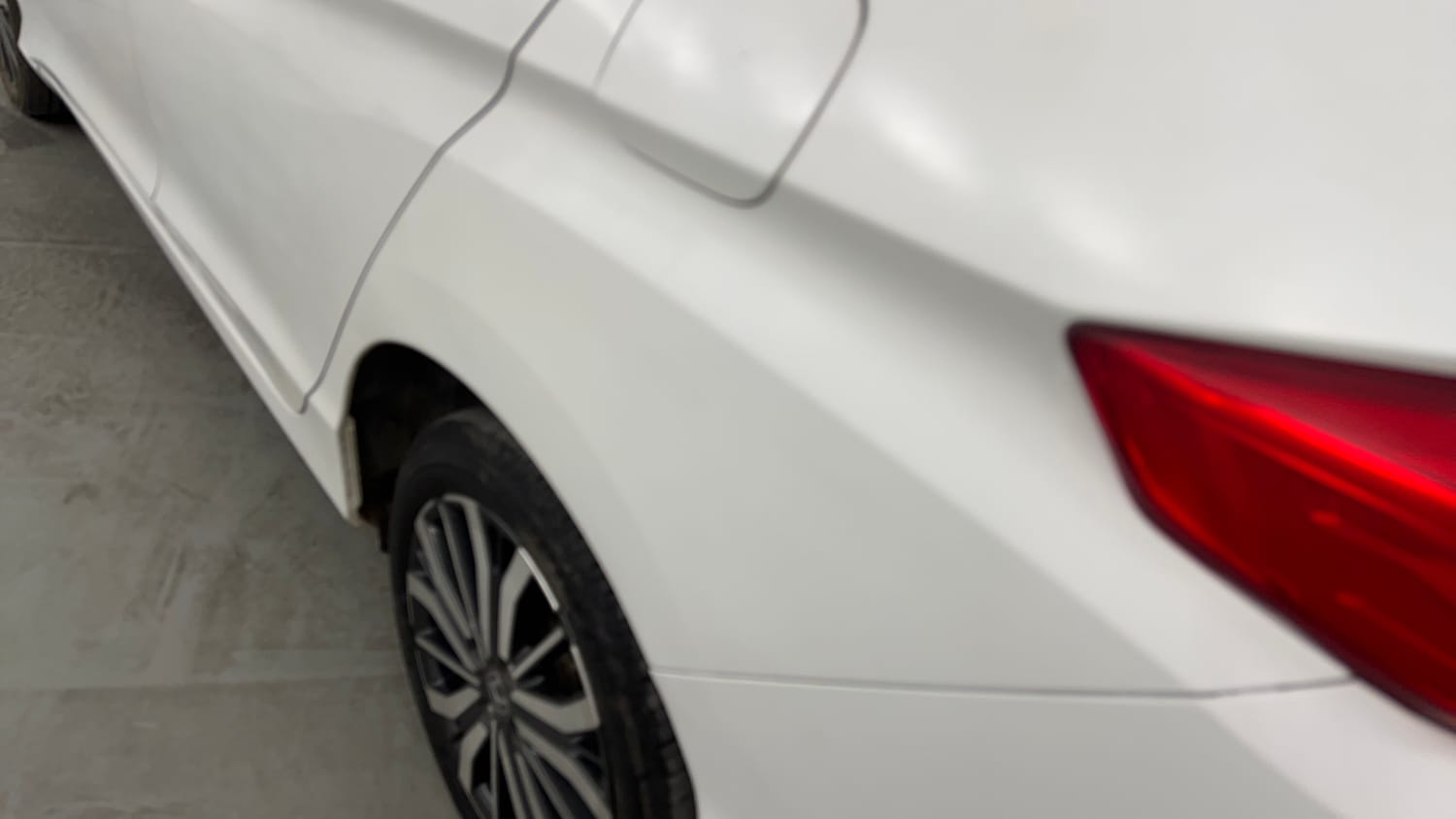Used 2018 Honda City VX Petrol Petrol Manual dents MINOR SCRATCH