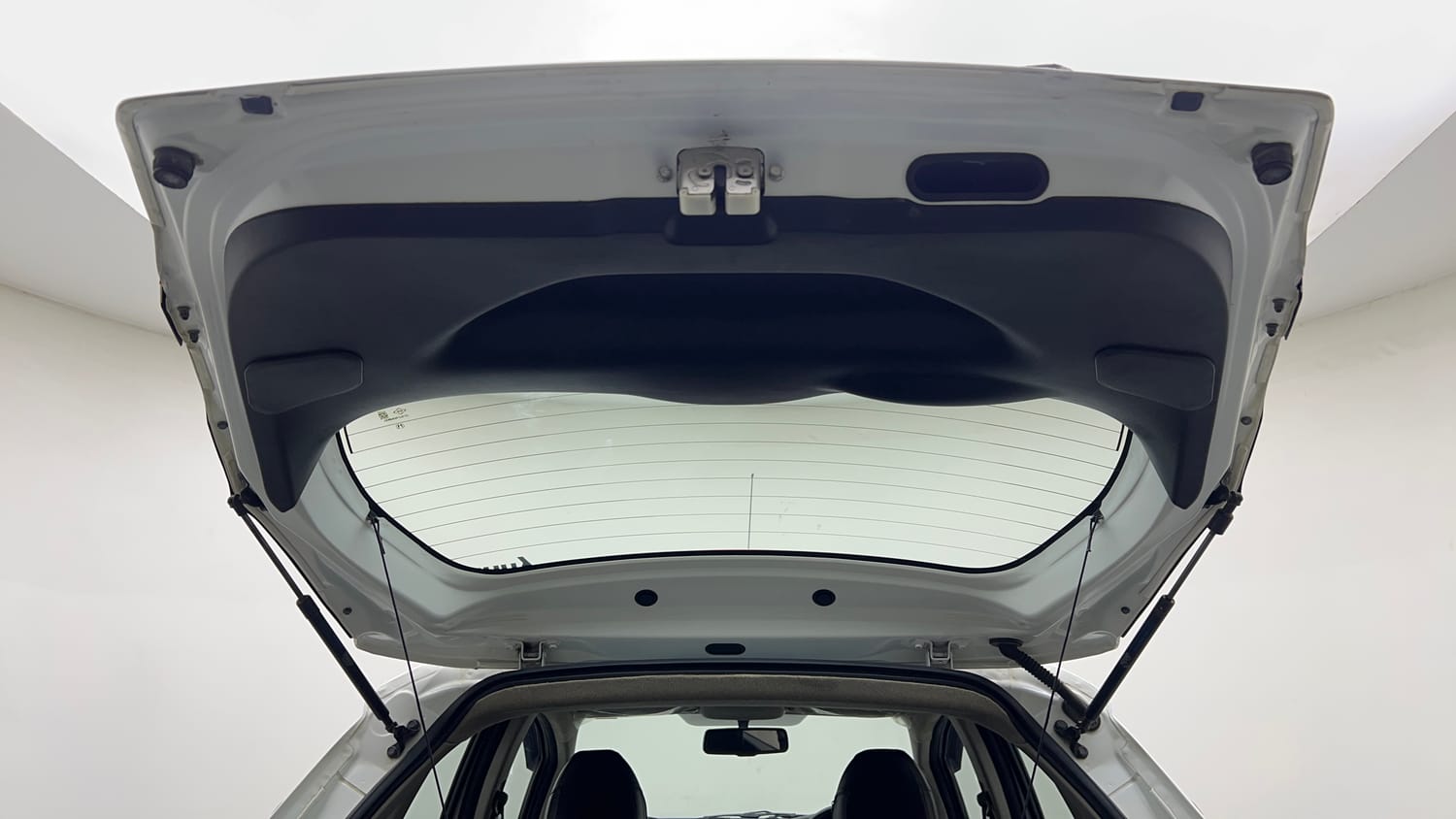 Used 2018 Honda WR-V S MT Petrol Petrol Manual interior DICKY DOOR OPEN VIEW