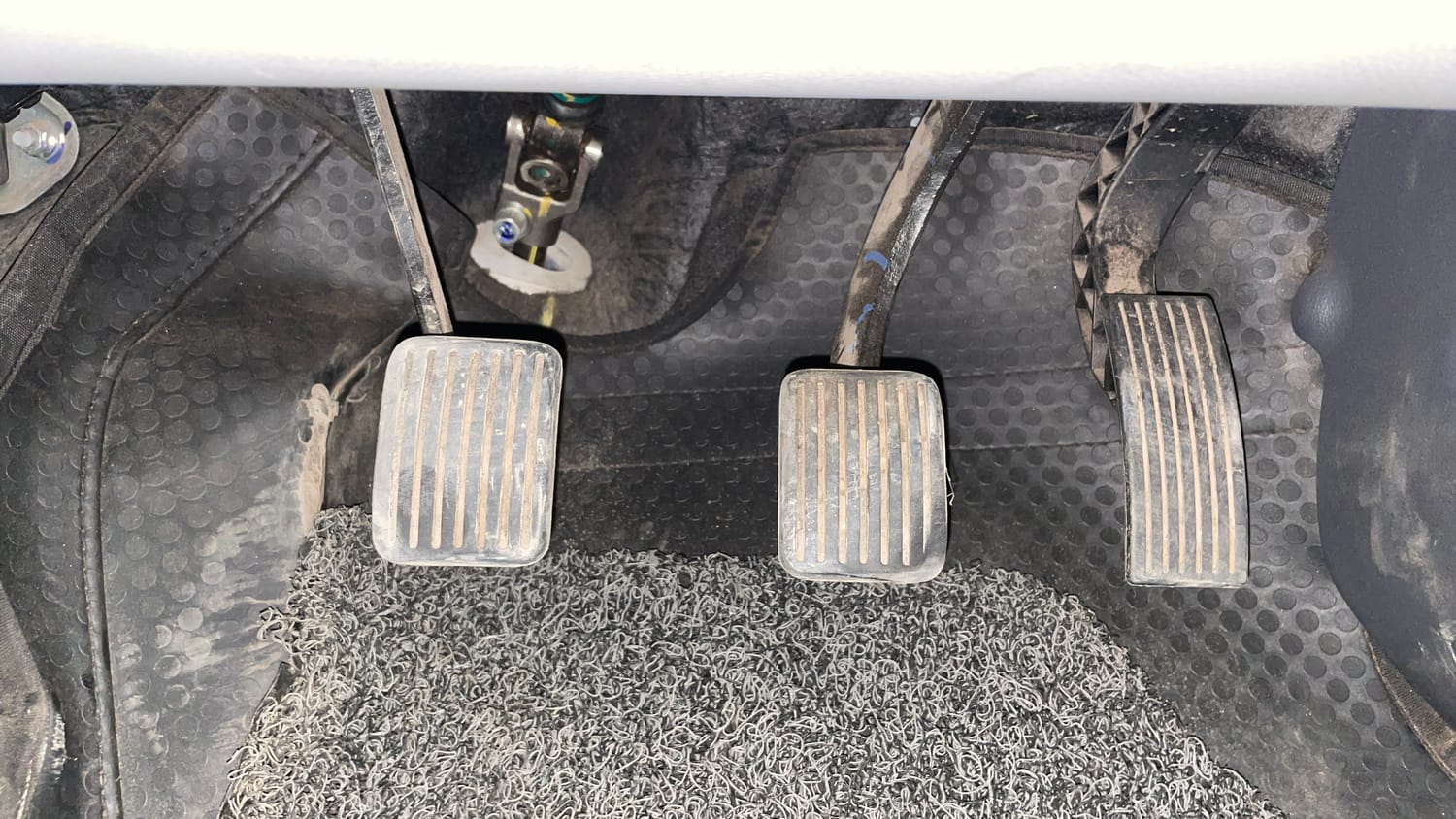 Used 2020 Hyundai Grand i10 Nios Asta 1.2 Kappa VTVT Petrol Manual interior PEDALS VIEW
