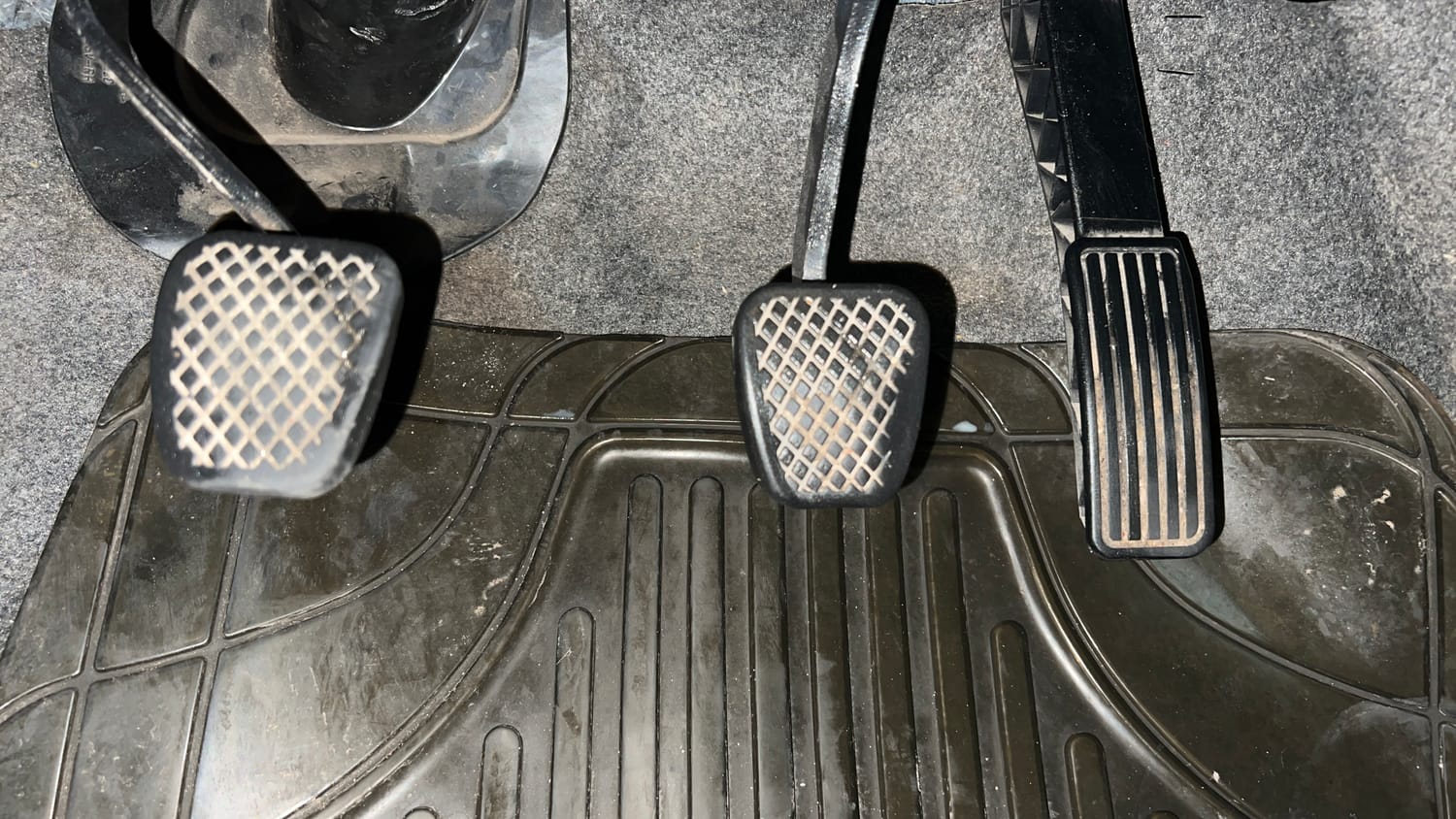 Used 2019 Honda Amaze 1.2 V MT Petrol Petrol Manual interior PEDALS VIEW