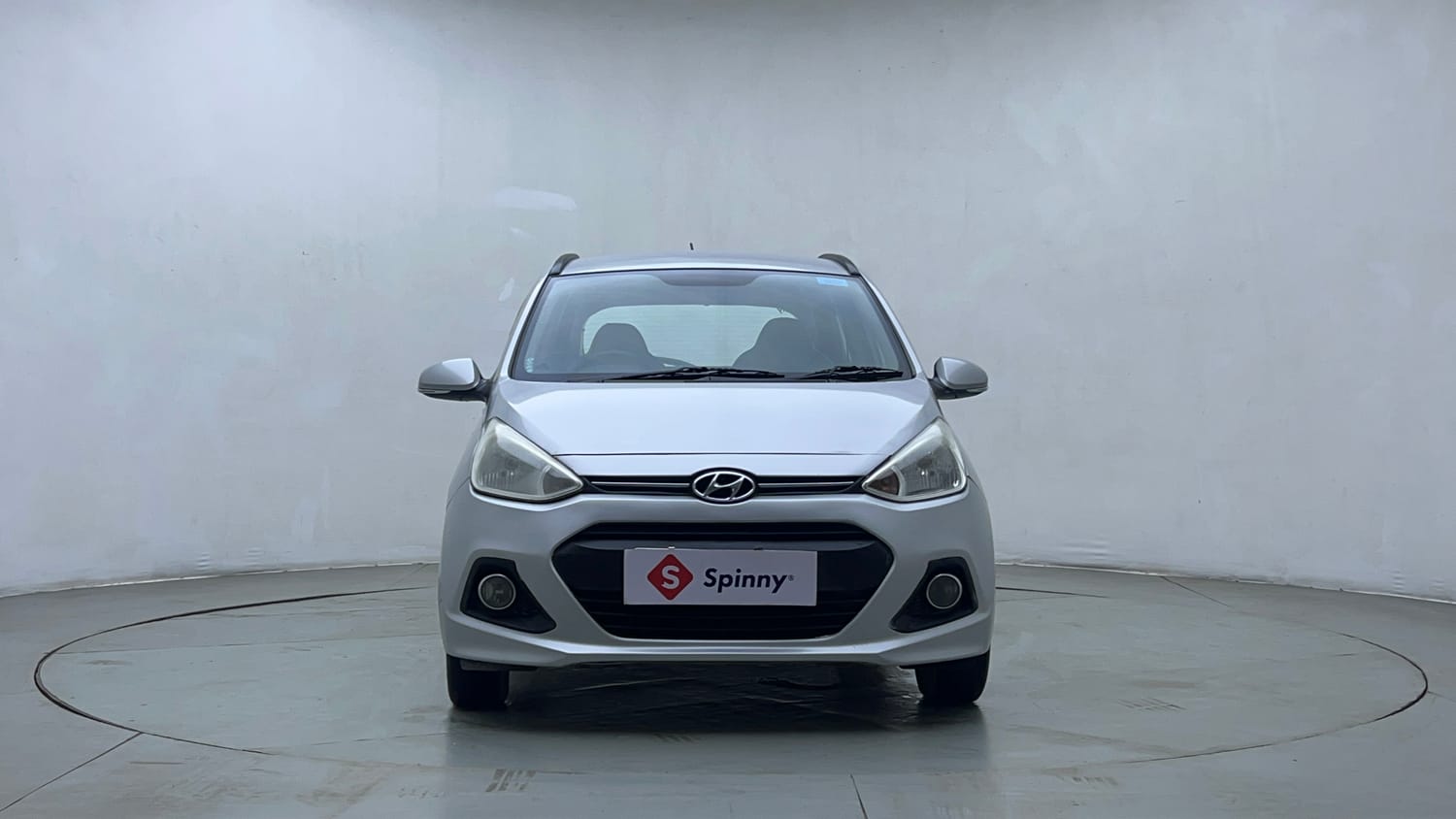 Used 2014 Hyundai Grand i10 Asta AT 1.2 Kappa VTVT Petrol Automatic exterior FRONT VIEW