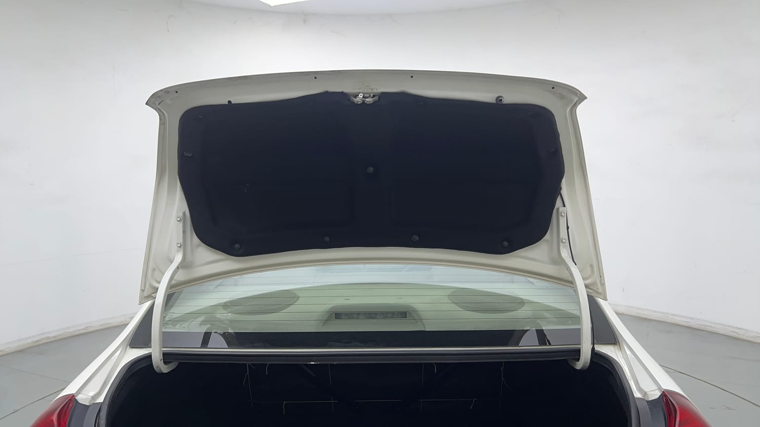 Used 2016 Toyota Etios VX Petrol Manual interior DICKY DOOR OPEN VIEW
