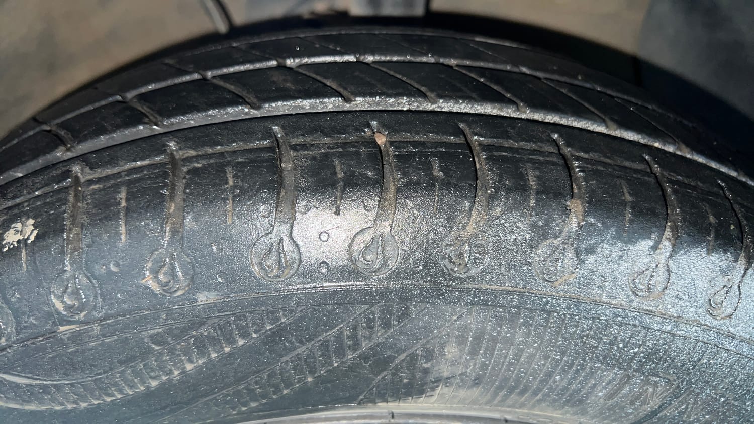 Used 2020 Hyundai Grand i10 Nios Sportz 1.2 Kappa VTVT Petrol Manual tyres RIGHT FRONT TYRE TREAD VIEW
