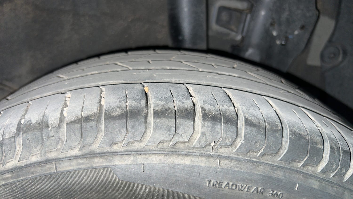 Used 2023 Hyundai i20 N Line N8 1.0 Turbo DCT Petrol Automatic tyres LEFT REAR TYRE TREAD VIEW
