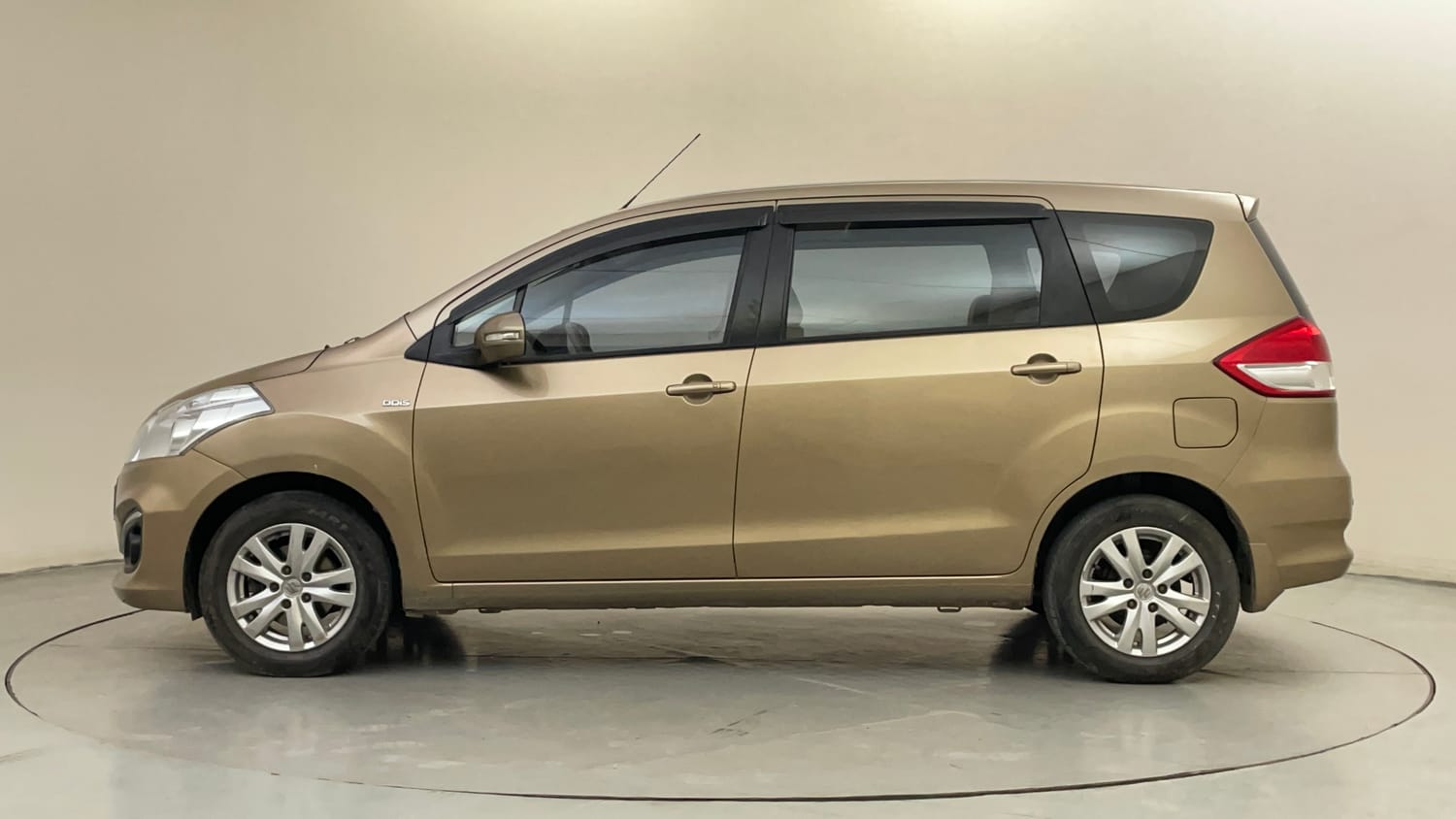Used 2017 Maruti Suzuki Ertiga ZDI + SHVS Diesel Manual exterior LEFT SIDE VIEW
