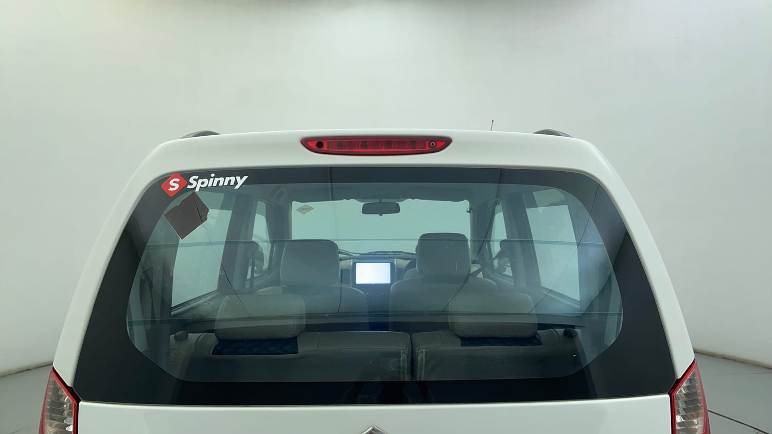 Used 2017 Maruti Suzuki Wagon R LXI CNG Cng Manual exterior BACK WINDSHIELD VIEW