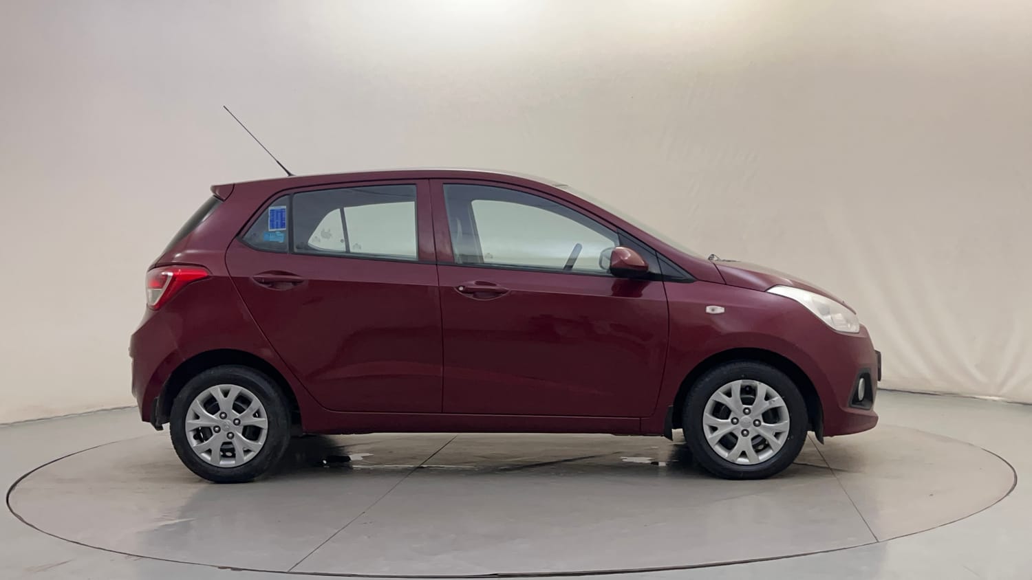 Used 2017 Hyundai Grand i10 Magna AT 1.2 Kappa VTVT Petrol Automatic exterior RIGHT SIDE VIEW