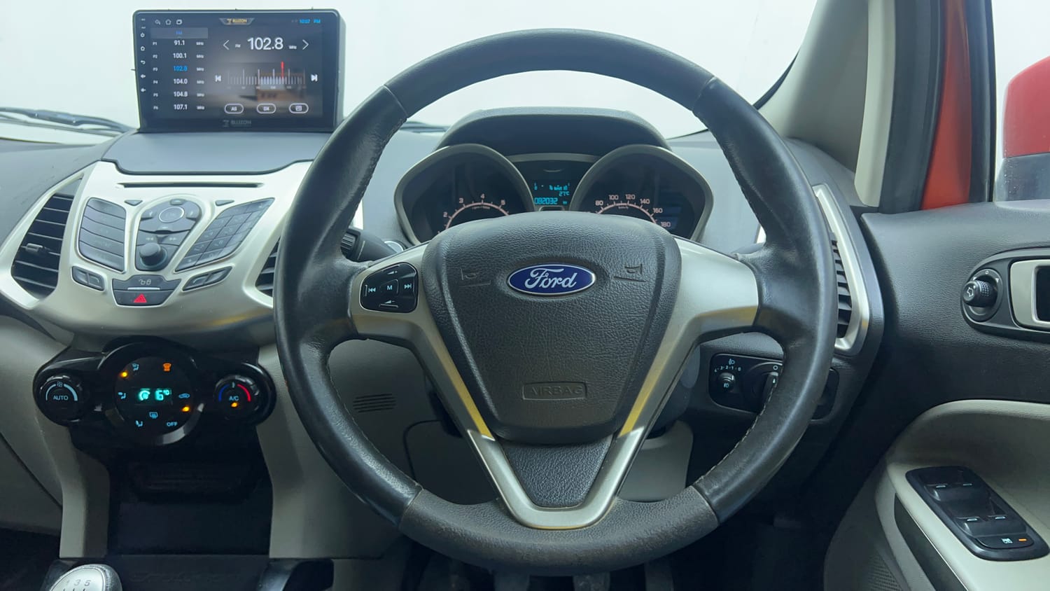 Used 2017 Ford EcoSport Titanium 1.5L Ti-VCT Petrol Manual top_features Integrated (in-dash) music system