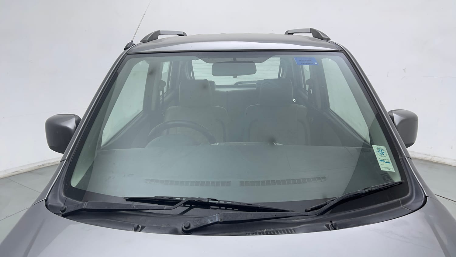 Used 2016 Maruti Suzuki Wagon R VXI Petrol Manual exterior FRONT WINDSHIELD VIEW