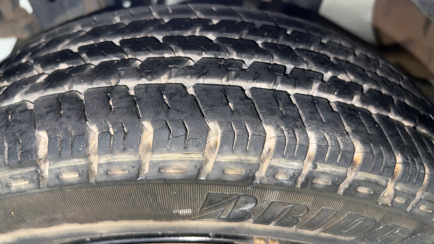Used 2017 Maruti Suzuki Alto K10 VXi Petrol Manual tyres RIGHT REAR TYRE TREAD VIEW