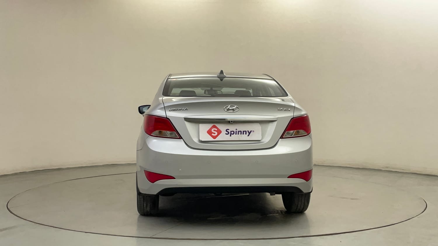 Used 2016 Hyundai Fluidic Verna 4S 1.6 VTVT SX Petrol Manual exterior BACK VIEW