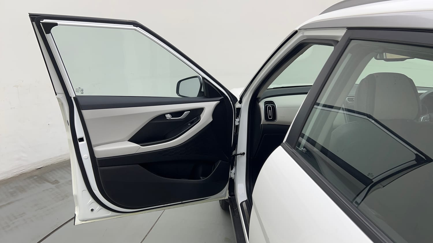 Used 2023 Hyundai Creta SX 1.5 Petrol Petrol Manual interior LEFT FRONT DOOR OPEN VIEW