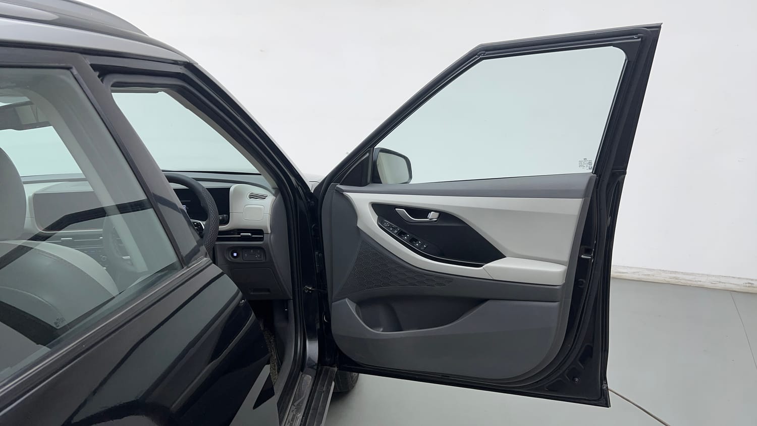 Used 2024 Hyundai Creta 1.5 MPi Petrol MT SX Petrol Manual interior RIGHT FRONT DOOR OPEN VIEW
