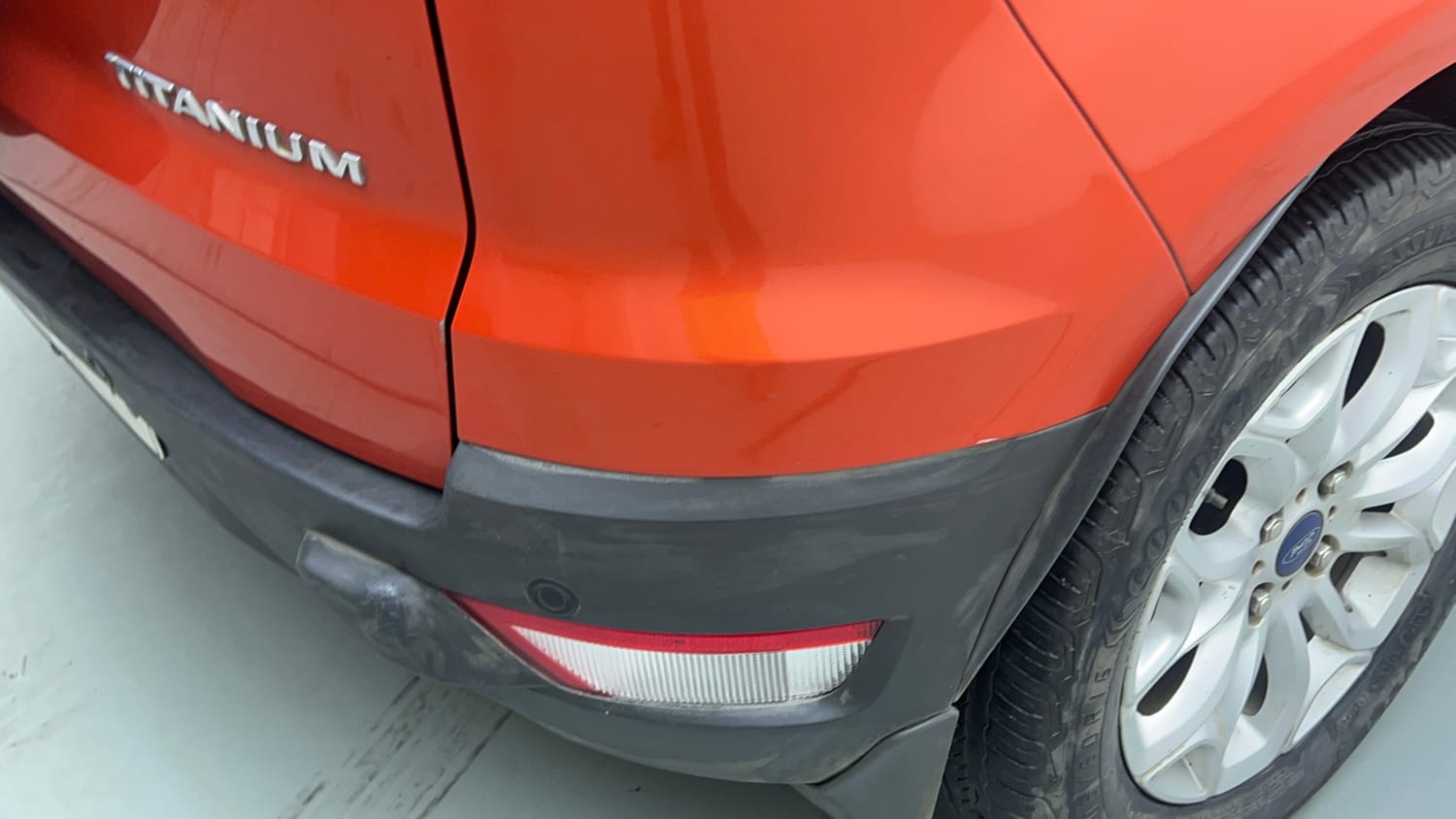 Used 2017 Ford EcoSport Titanium 1.5L Ti-VCT Petrol Manual dents MINOR SCRATCH