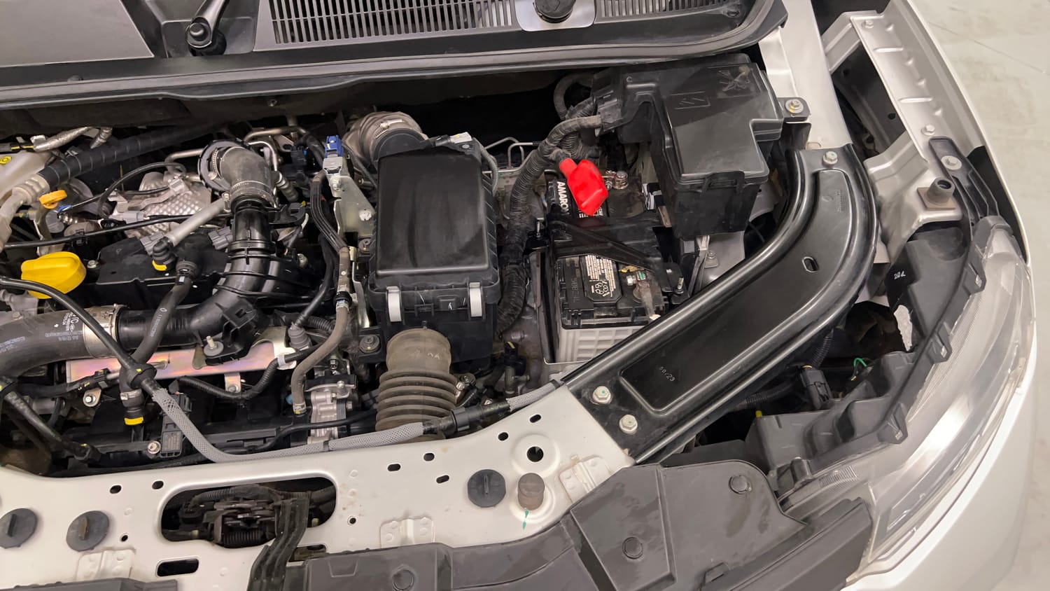 Used 2024 Renault Kiger RXZ Turbo CVT Dual Tone Petrol Automatic engine ENGINE LEFT SIDE VIEW