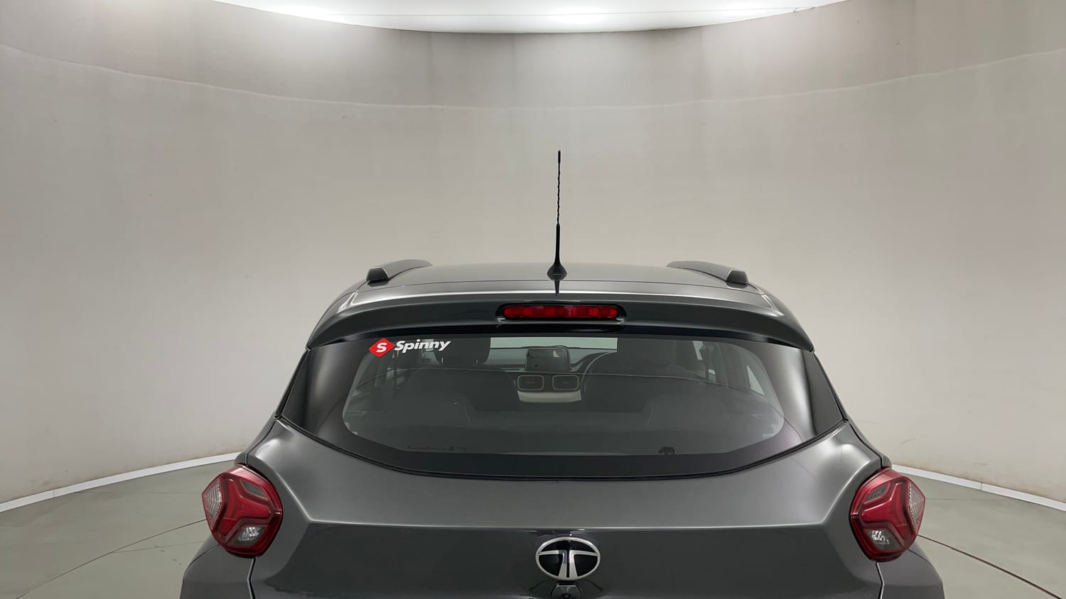 Used 2024 Tata Punch Accomplished MT Petrol Manual exterior BACK WINDSHIELD VIEW