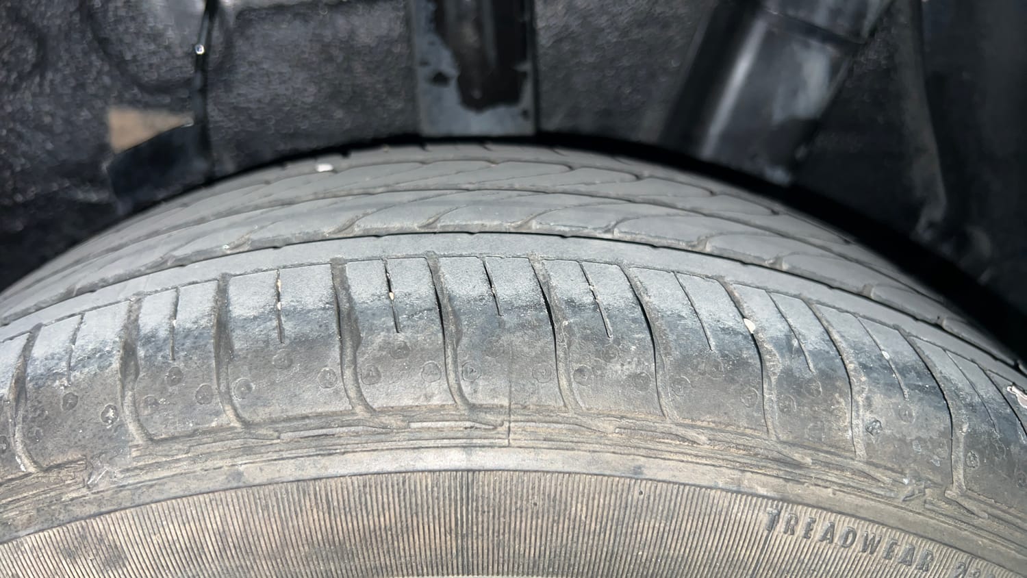 Used 2022 Hyundai Aura SX 1.2 Petrol Petrol Manual tyres LEFT REAR TYRE TREAD VIEW