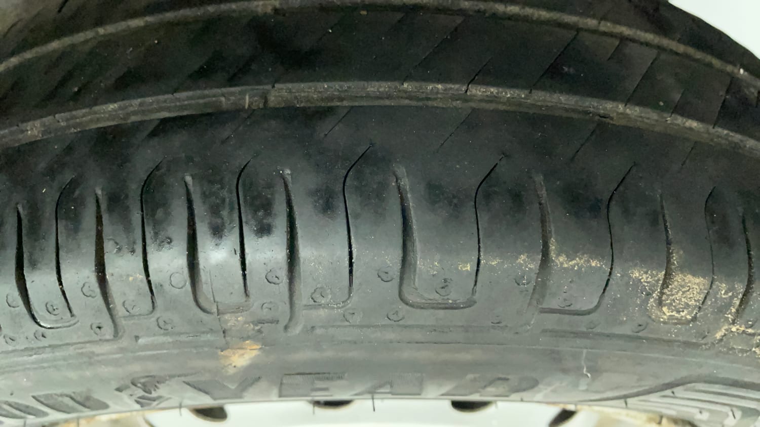 Used 2017 Maruti Suzuki Wagon R LXI CNG Cng Manual tyres LEFT REAR TYRE TREAD VIEW