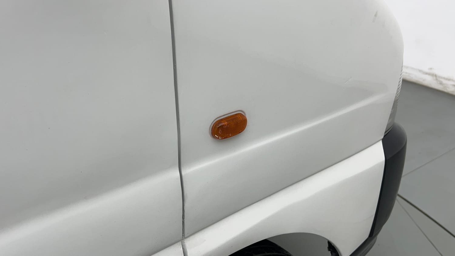 Used 2022 Maruti Suzuki Eeco 5 STR AC (O) Petrol Manual dents MINOR SCRATCH