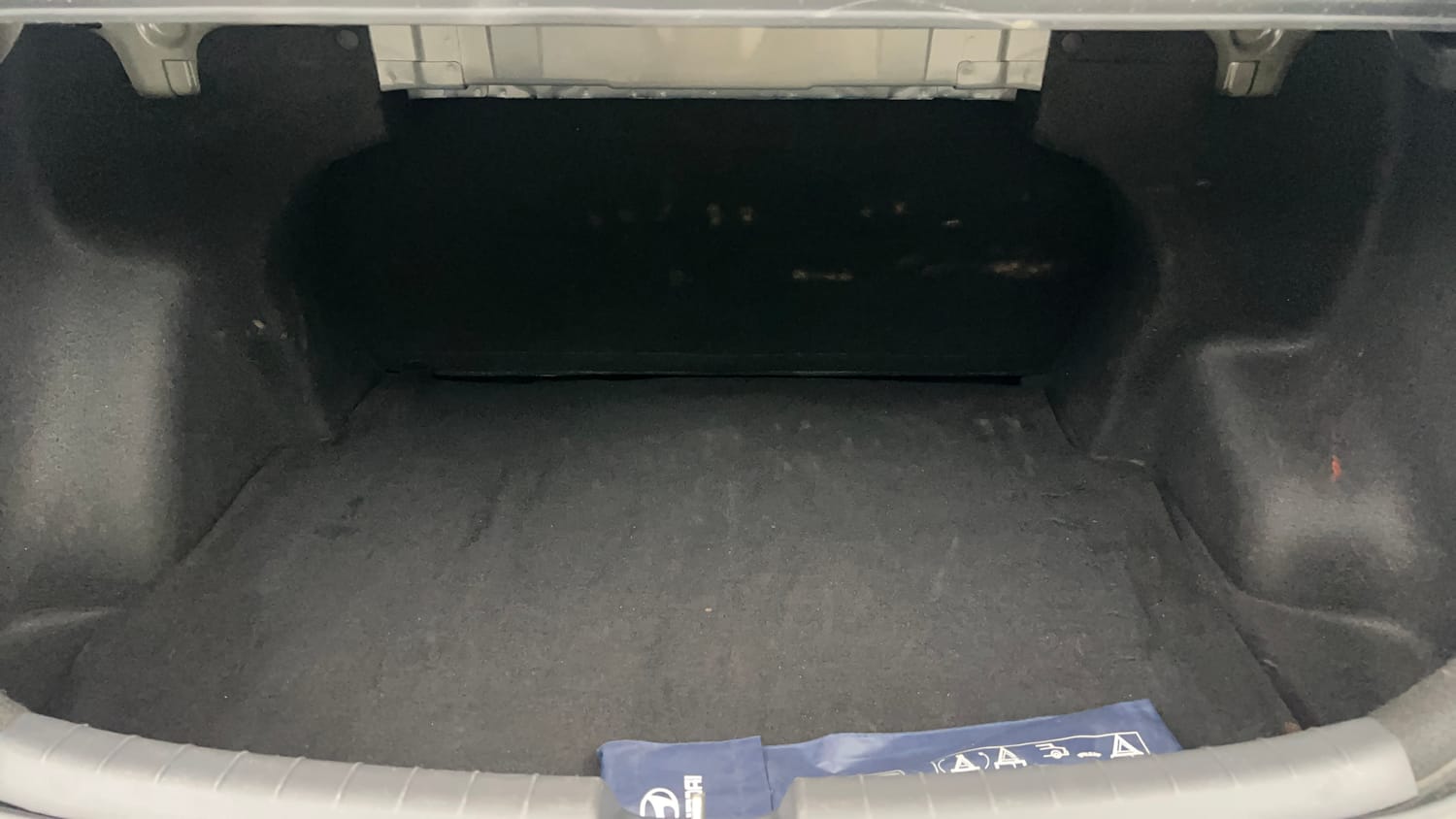 Used 2022 Hyundai Aura SX 1.2 Petrol Petrol Manual interior DICKY INSIDE VIEW