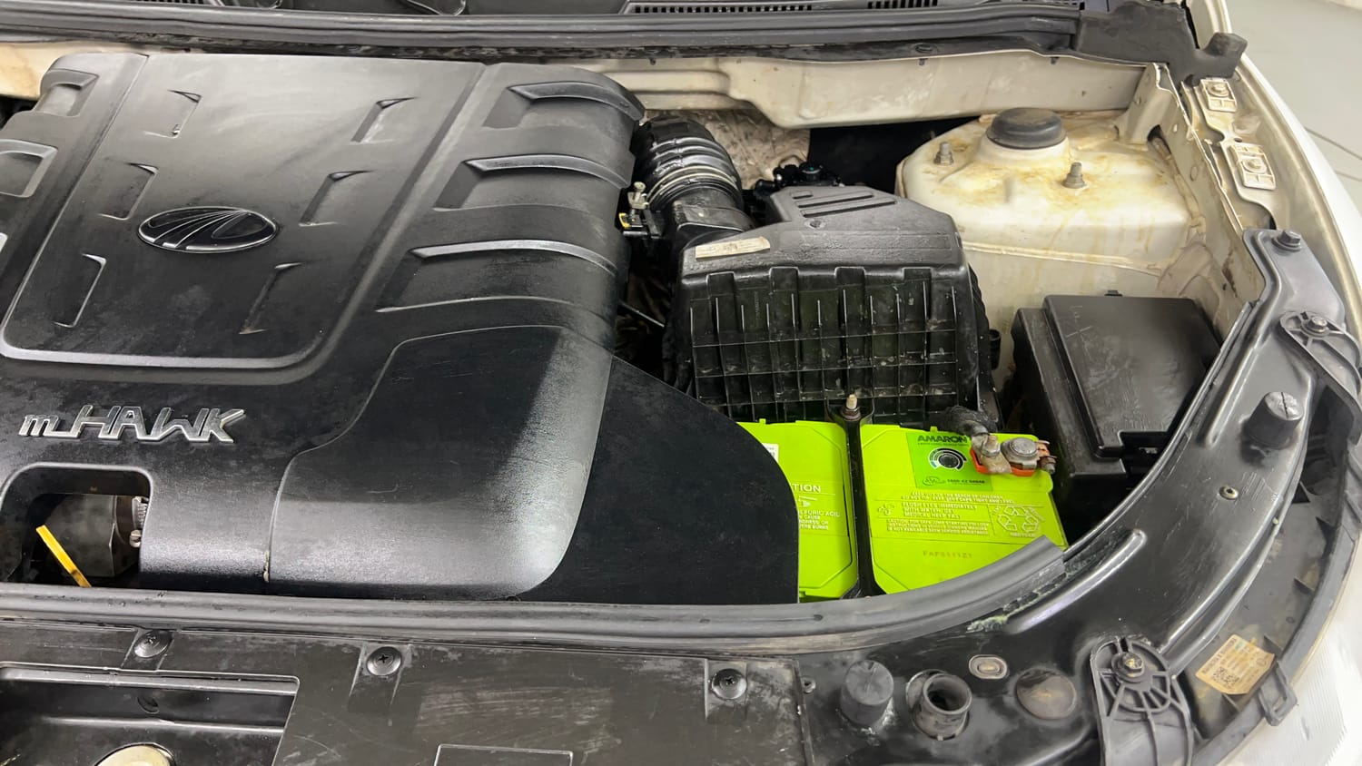 Used 2019 Mahindra XUV500 W9 Diesel Manual engine ENGINE LEFT SIDE VIEW
