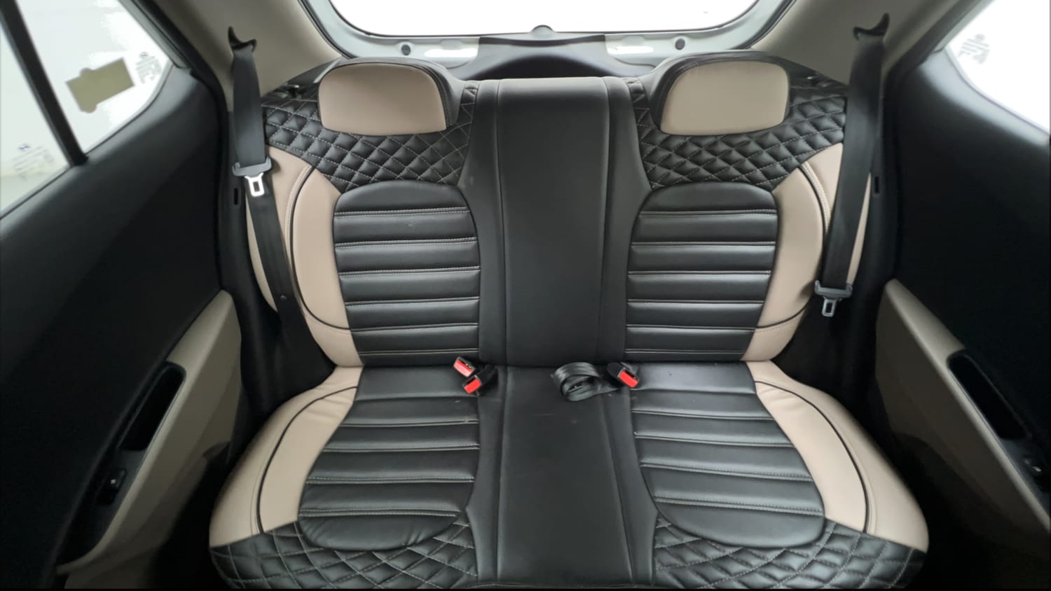 Used 2017 Hyundai Grand i10 Magna 1.2 Kappa VTVT Petrol Manual interior REAR SEAT CONDITION VIEW