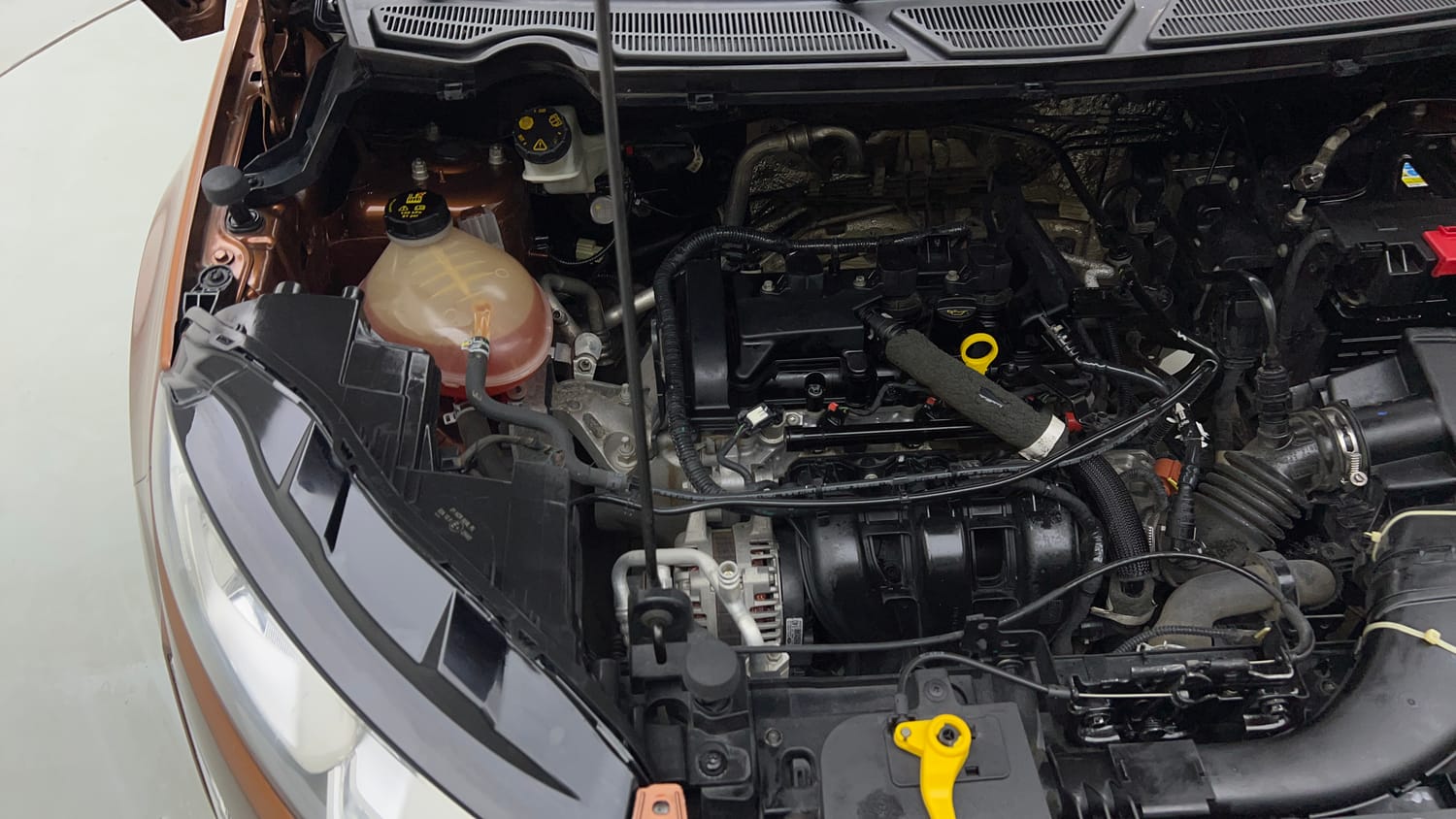 Used 2018 Ford EcoSport Titanium 1.5L Ti-VCT Petrol Manual engine ENGINE RIGHT SIDE VIEW