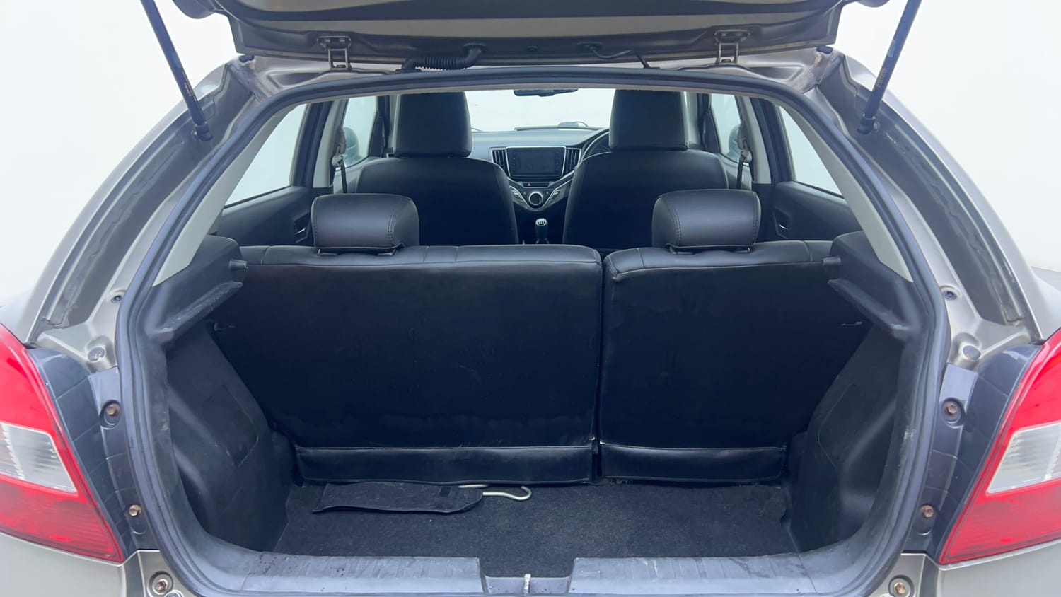 Used 2019 Maruti Suzuki Baleno Zeta 1.2 Petrol Manual interior DICKY INSIDE VIEW