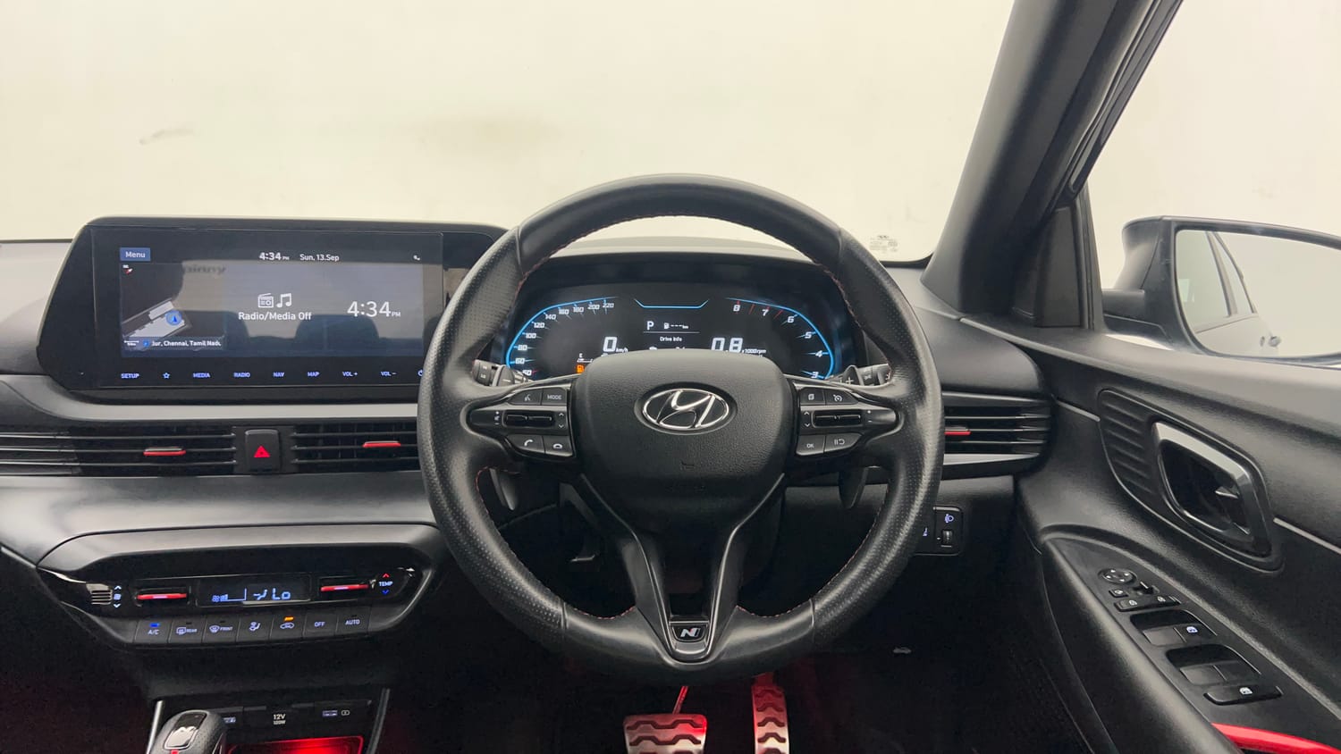 Used 2023 Hyundai i20 N Line N8 1.0 Turbo DCT Petrol Automatic interior STEERING VIEW