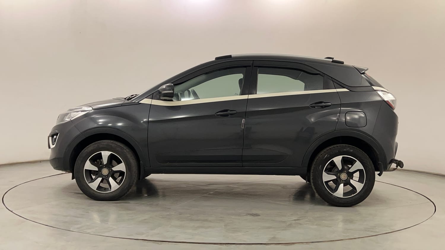 Used 2019 Tata Nexon XZA Plus Diesel Diesel Automatic exterior LEFT SIDE VIEW
